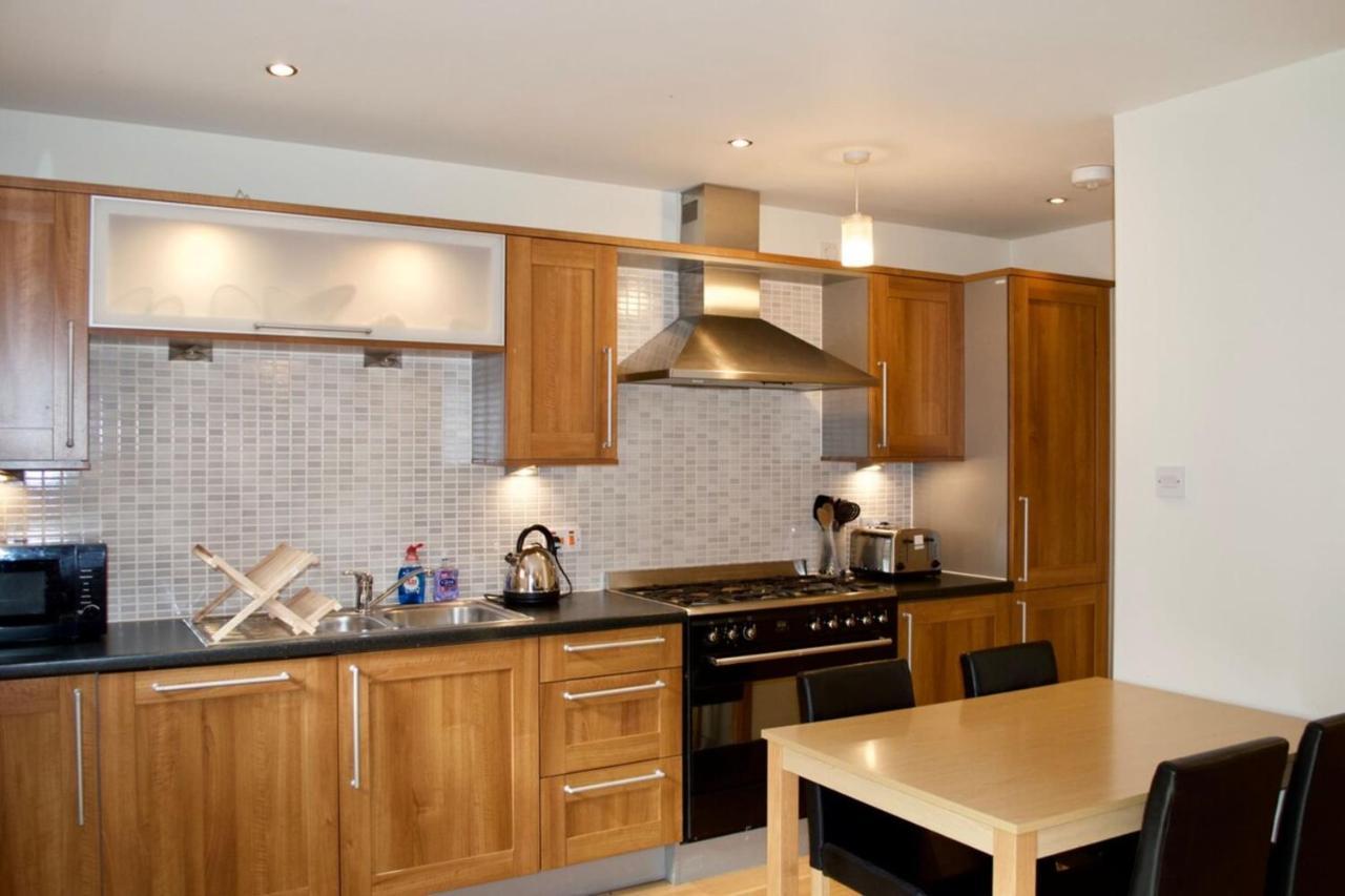Modern 2 Bedroom City Centre Flat Edimburgo Exterior foto