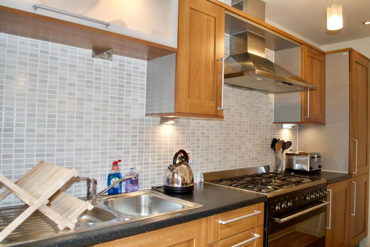 Modern 2 Bedroom City Centre Flat Edimburgo Exterior foto